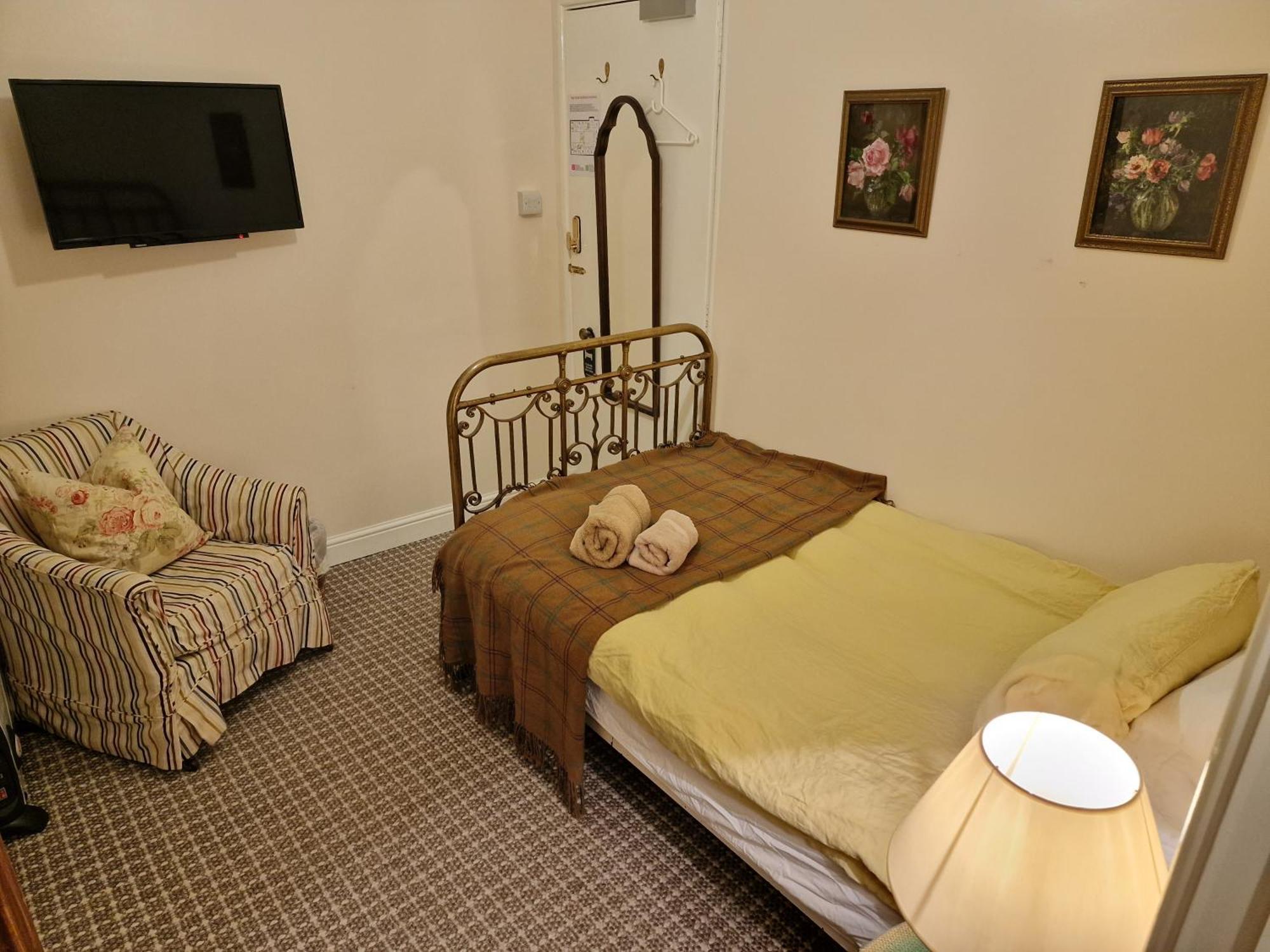 Cambus O' May Traditional Highland Hotel Ballater Rom bilde