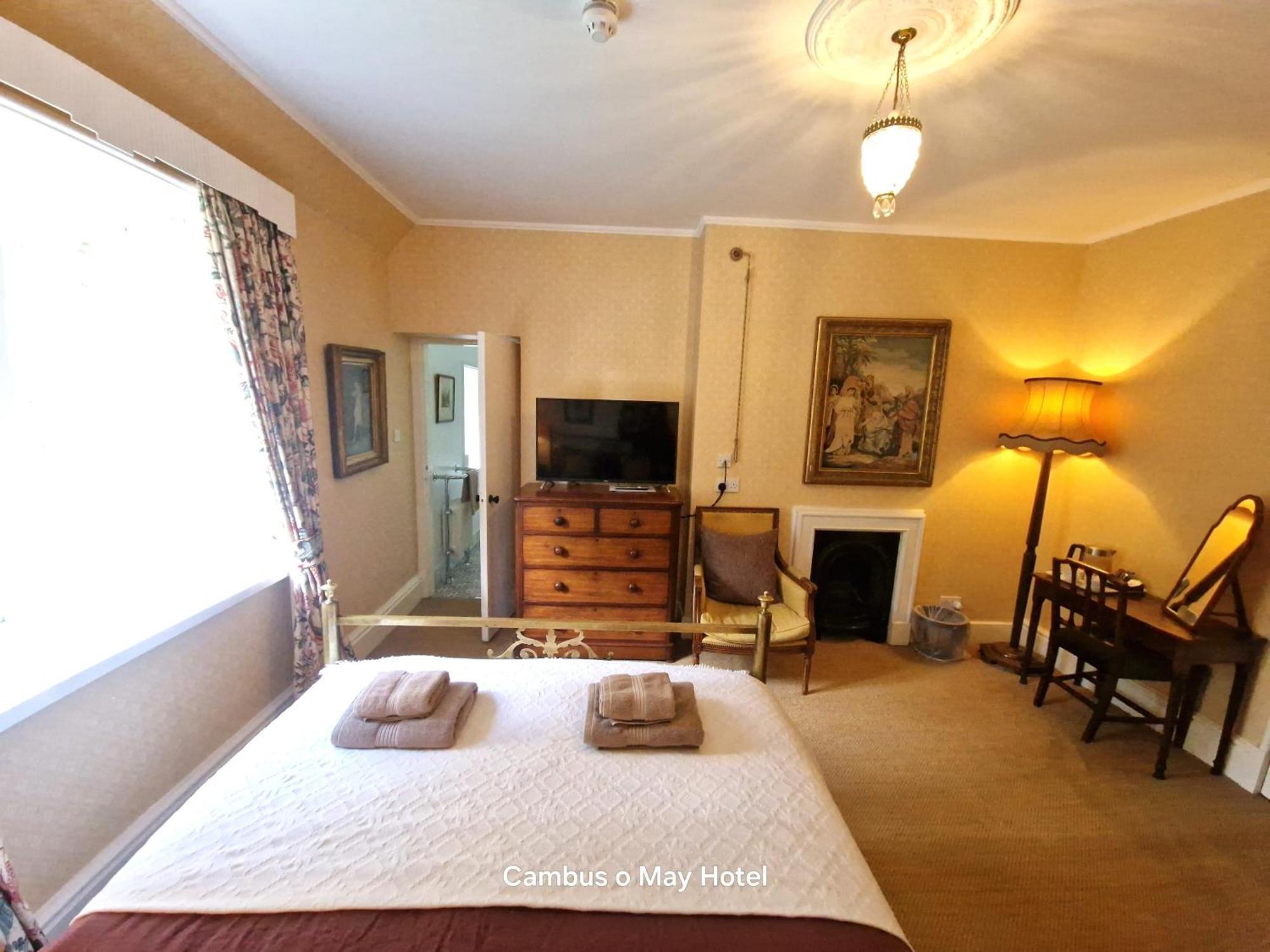 Cambus O' May Traditional Highland Hotel Ballater Eksteriør bilde