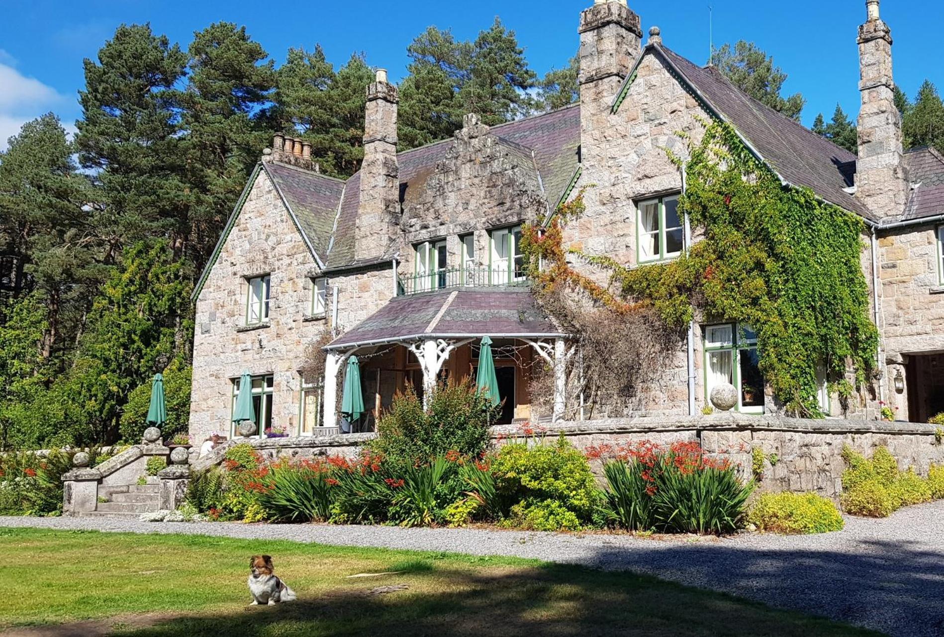 Cambus O' May Traditional Highland Hotel Ballater Eksteriør bilde