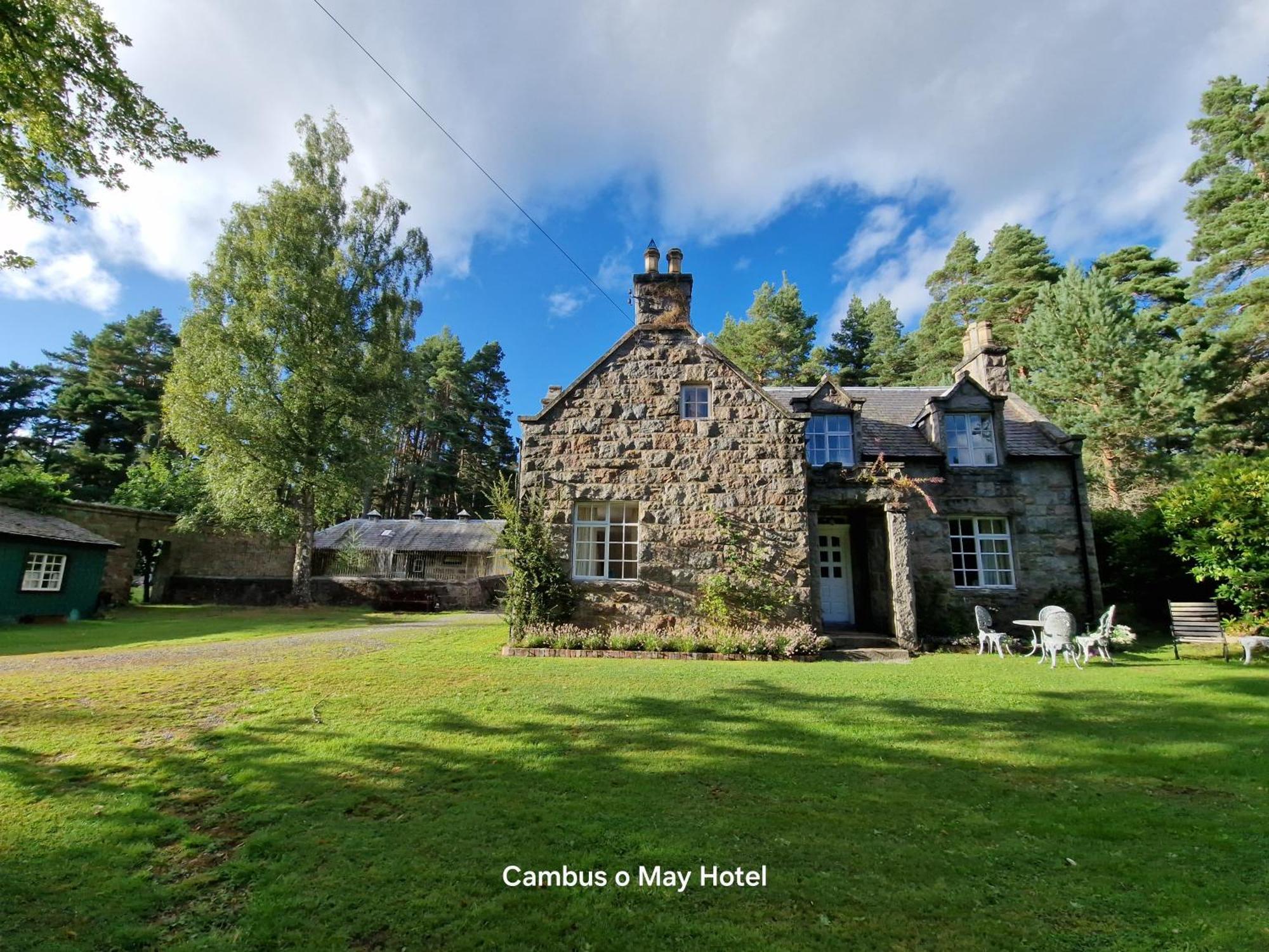Cambus O' May Traditional Highland Hotel Ballater Eksteriør bilde