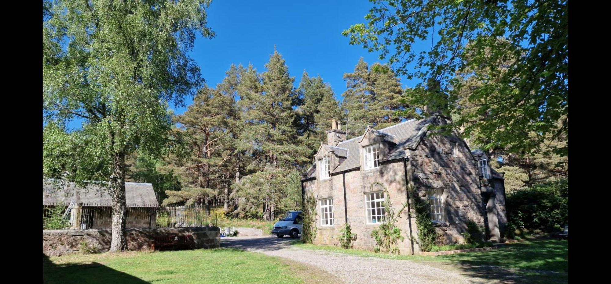 Cambus O' May Traditional Highland Hotel Ballater Rom bilde